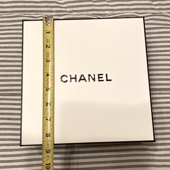 CHANEL Boxes -ONLY BOXES & BAG - no perfume inside. - Picture 7 of 9